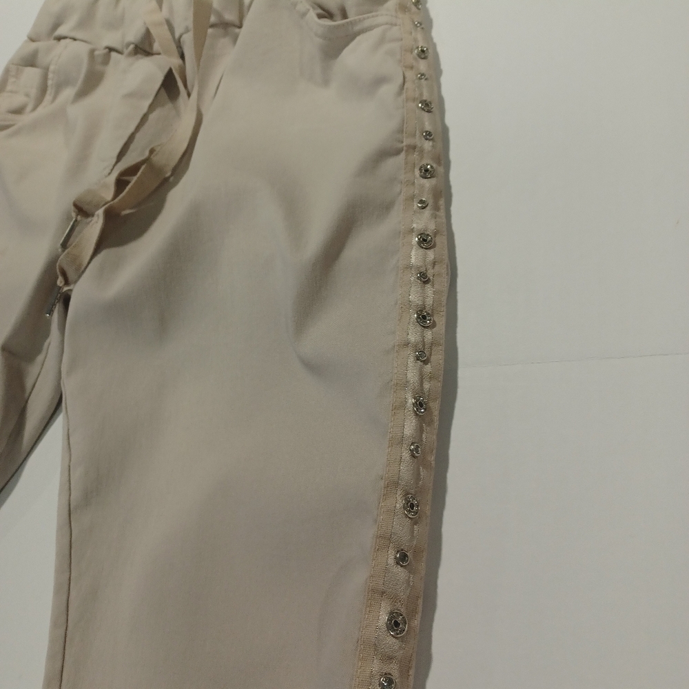 Artizan Fashion Joggers With Rhinestones - Picture 9 of 12